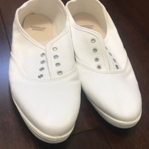 American Apparel White sneakers